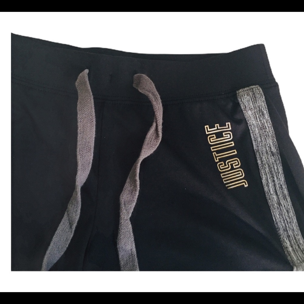 JUSTICE Girls Black Grey Colorblock Dolphin Athletic Shorts Size 6-7 - Picture 6 of 8